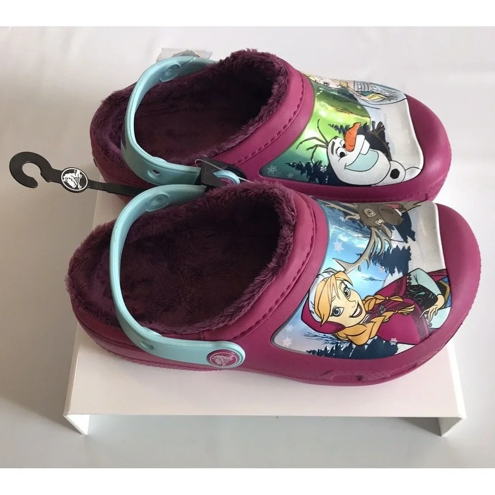 Crocs, Girls, Clogs 'Frozen' Anna/Elsa, Size Junior 2‎ 'Berry', Felt Lined.